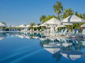 İz Flower Side Beach Hotel