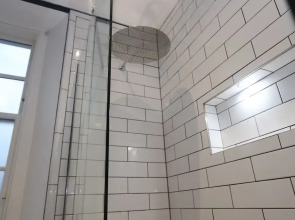 Dollar Apartments at 41