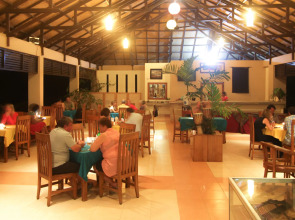 Puri Sari Beach Hotel