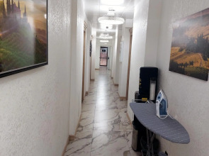 Апартаменты в отеле Red wood