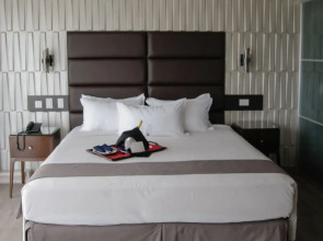 Plaza Paitilla Inn Hotel