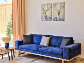 Golden Lighthouse Hotel