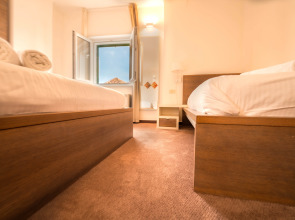 Slavija Culture Heritage Hotel