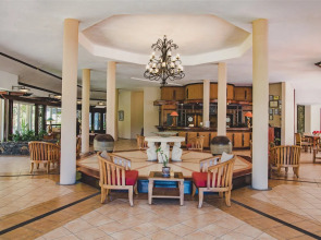 Aanari Hotel and Spa