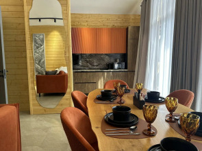 River & House (Ривер Хаус)