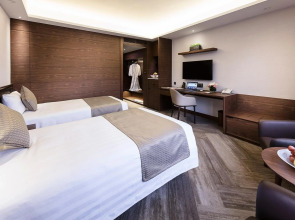 Gloucester Luk Kwok Hong Kong