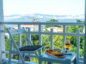 Kensington Laden Palas Buyukada