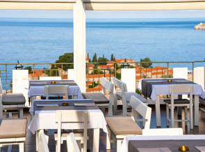 Hotel Adrovic Sveti Stefan