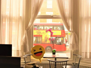 Plaza Hotel Hammersmith