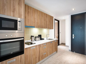 Absolute Twin Sands Resort & Spa