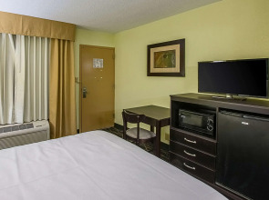 Clarion Inn Columbia Airport