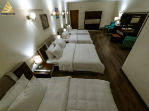 Pyramid Edge Hotel & Exclusive Pyramids View Rooftop