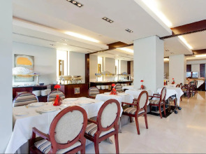 Hotel Andalucia Center