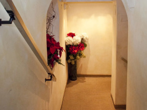 Les Fleurs Luxury House