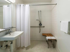 Motel 6 Sacramento, CA - Downtown