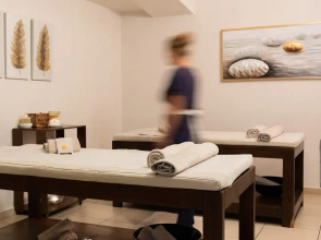 Ariadne Beach - Adults Only