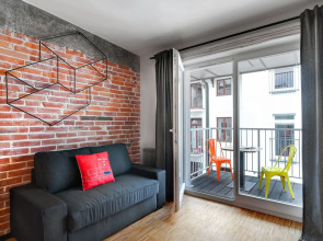 Well Well Aparthotel