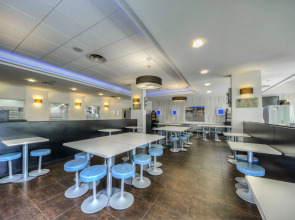 Отель ibis budget Paris Porte de Montmartre