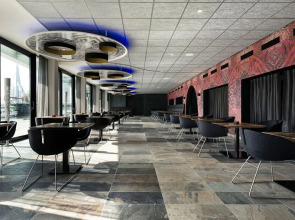 Haven Hotel Rotterdam, Curio Collection by Hilton