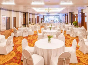 Hotel Kohinoor Continental, Airport - Newly Renovated