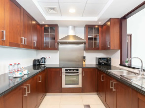 Lux BnB I 29 Burj BLVD I Pool Views