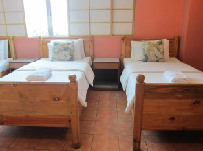 Nichols Airport Hotel