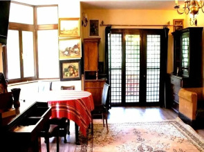 Leyla Guesthouse Castel