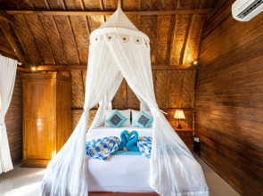 Sundi Ocean Bungalow by ABM