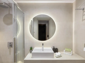 Acropolis Select Hotel