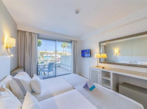 Playa Esperanza Resort