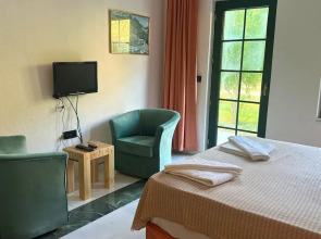 Club Mel Holiday Resort