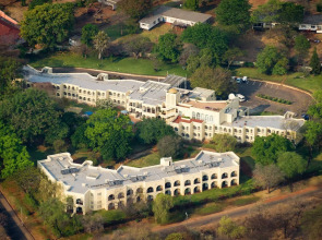 Victoria Falls Rainbow Hotel