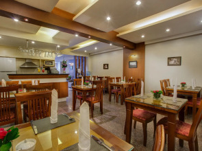 Hanoi Elegance Ruby Hotel