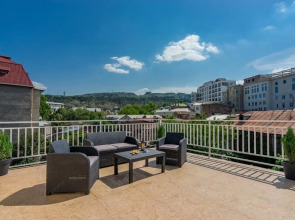 Imperial House Hotel