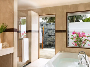 Курорт Kurumba Maldives