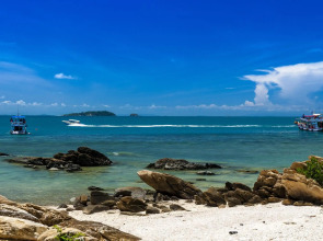 Larissa Samed resort