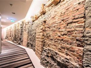 Отель Wellton Centrum Hotel & Spa