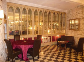 Hôtel du Palais des Papes