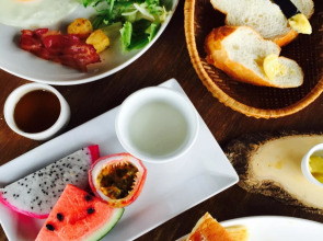 The Alcove Library Hotel