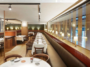 Alexandra Barcelona Hotel, Curio Collection by Hilton