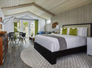 Fairmont Miramar Hotel