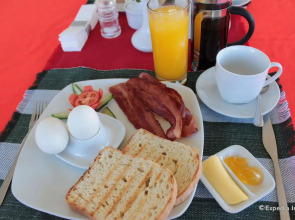 Al Faro Cosmio Hotel