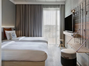 Отель Moxy Kaunas