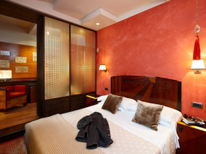 Отель Saturnia & International