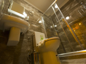 Harbour Suites Old City