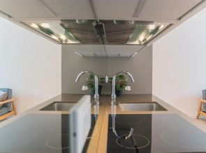 Your Private Harbour Nearby George Clooney