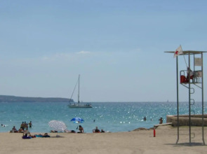 Отель Amic Miraflores