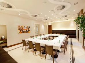 Roset Hotel & Residence