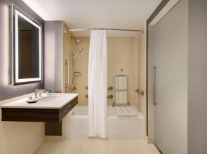 Sheraton Philadelphia Downtown