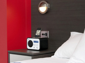 Space Hotel - Hostel